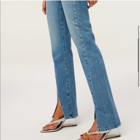 Good American Good Boy Twisted Slit Jeans Sz 8 / 29 - Picture 1 of 11